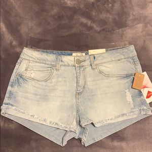 Light blue mudd low rise shorts